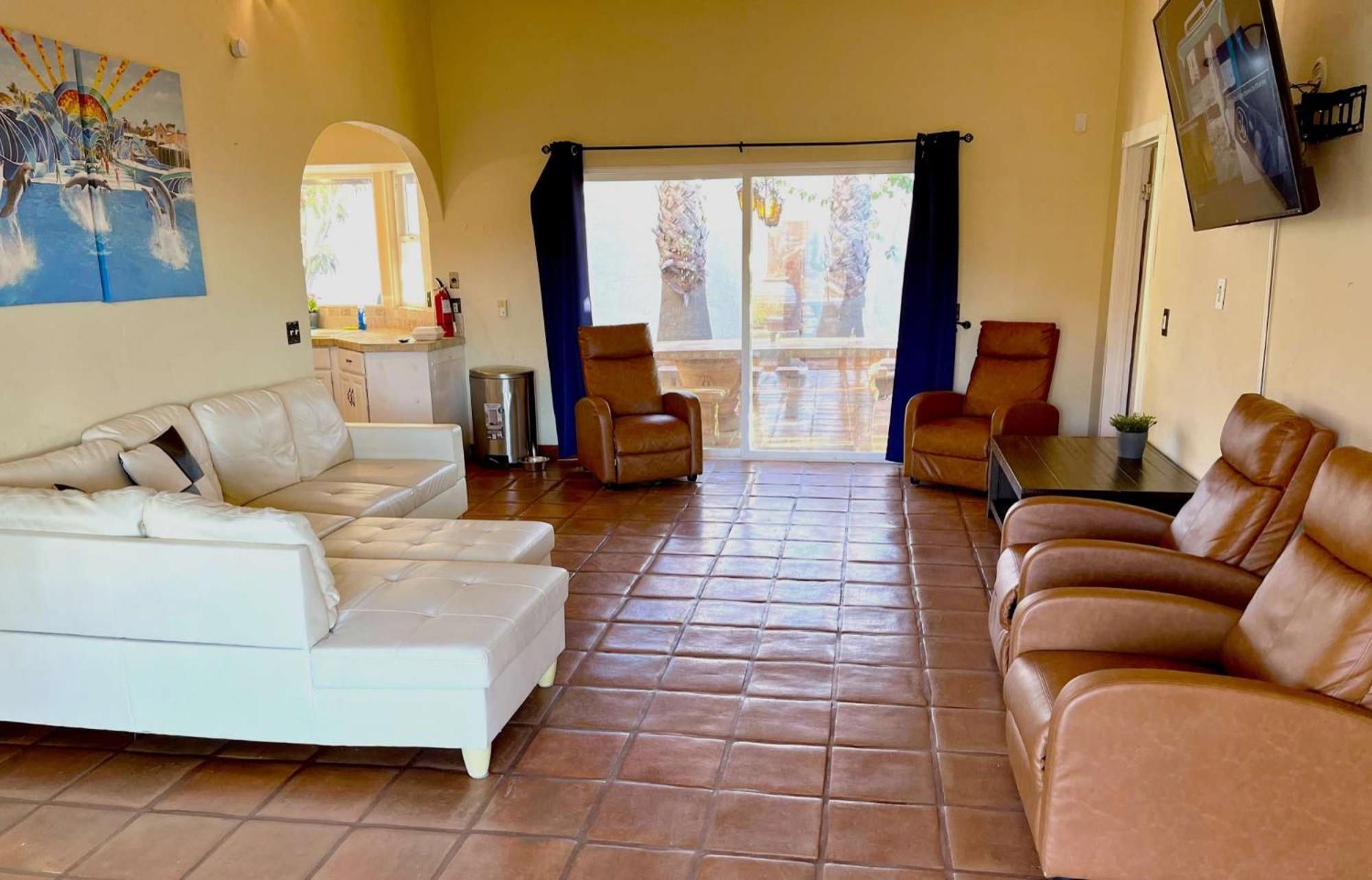 Private Home On 10 Acres - Heated Salt Pool & Jacuzzi, Mountain & City Views, Horseshoes, Basketball, Bbq, Golf Putting, Foosball, Croquet, Bose Stereo, White Cotton Bedding - Hilltop Hacienda, Pool Heat Optional Jamul Экстерьер фото