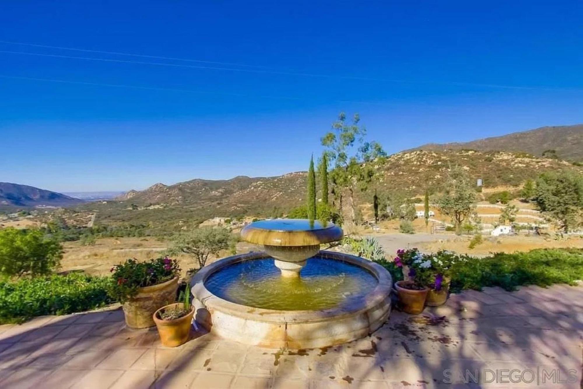 Private Home On 10 Acres - Heated Salt Pool & Jacuzzi, Mountain & City Views, Horseshoes, Basketball, Bbq, Golf Putting, Foosball, Croquet, Bose Stereo, White Cotton Bedding - Hilltop Hacienda, Pool Heat Optional Jamul Экстерьер фото